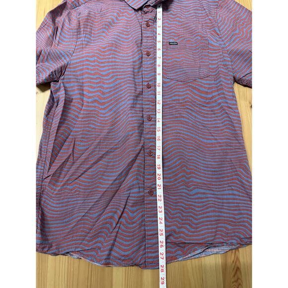 Volcom Mens Short Sleeve Button Down Shirt Size XL - Picture 2 of 6